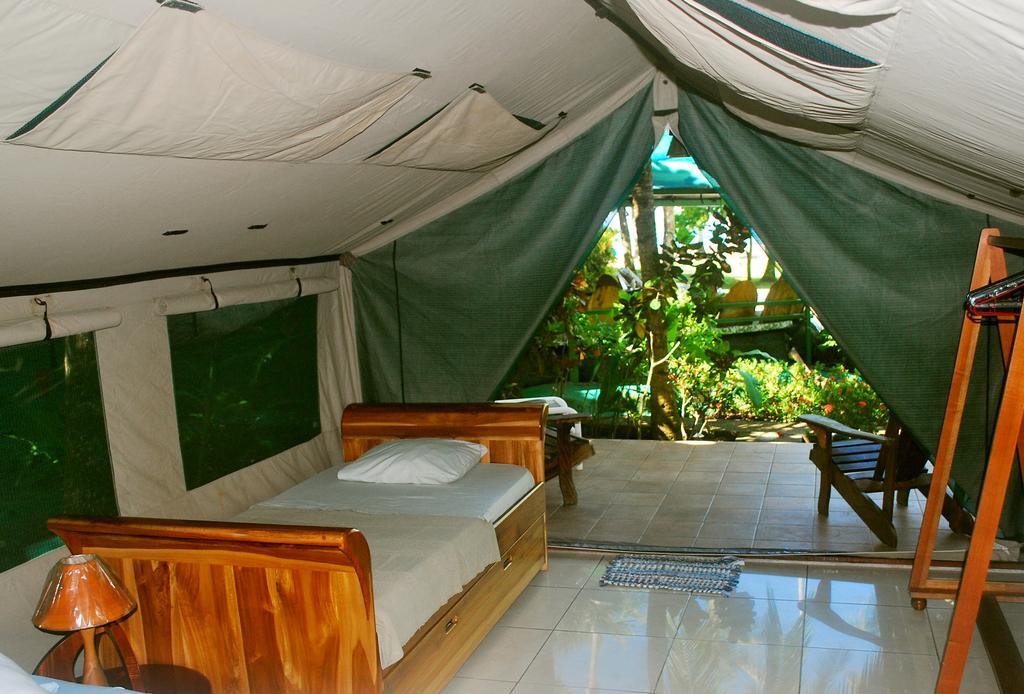 Rafiki Beach Camp Matapalo  Rum bild