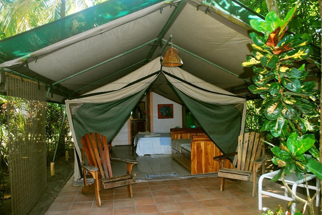 Rafiki Beach Camp Matapalo  Rum bild